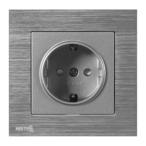 پریز برق ارت دار با محافظ کودک نِستِک | سری METAL